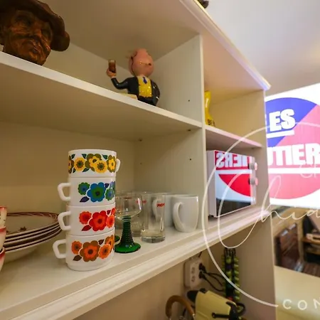 Retro Bistro Escape Authentic & Cozy Appartement