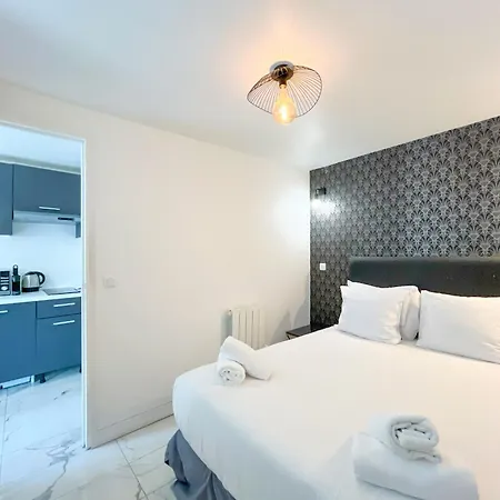 143 - Urban Charming Flat In Center Of Apartamento *