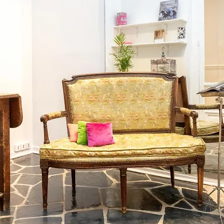Luxurious 4 Bedroom Next To The Eiffel Tower 파리