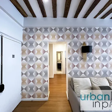 Urban Flat 188 - Sublime 4 Bedroom In