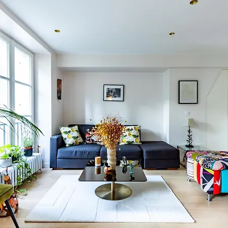 New 100m2 3-bedroom Flat In 6th St Germain-des-pres Parigi