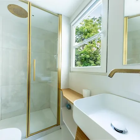 Appartamento New 100m2 3-bedroom Flat In 6th St Germain-des-pres