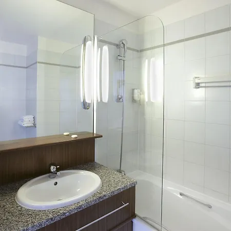 Apart-hotel Citadines Tour Eiffel 4*