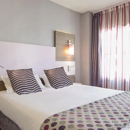 De Charonne 3* Paris