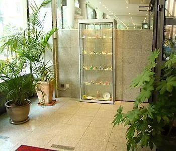 Des Halles Hotel 3*