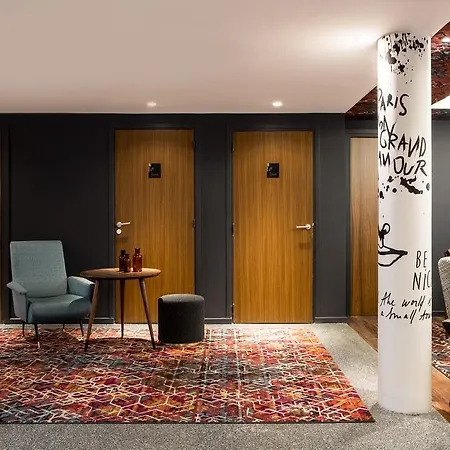 Le General Hotel