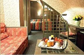 Elysees Hotell Paris