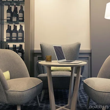 Mercure Montparnasse Raspail 4* Parigi