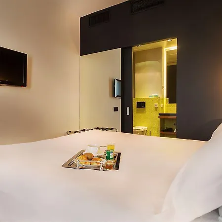 Chateaudun Opera Hotel Paris