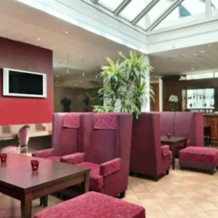 Hilton Orly Airport Hotel 4*