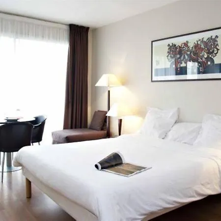 Appart hôtel Adagio Access Tour Eiffel St Charles 3*