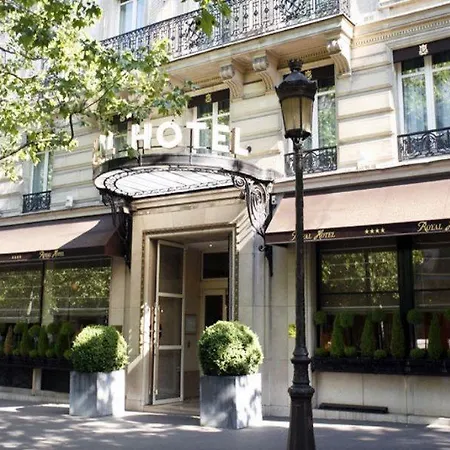 Hotel Royal Champs Elysées 4*