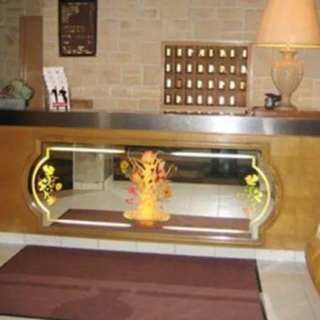 Hotel Hipotel Buttes Chaumont Belleville 3*
