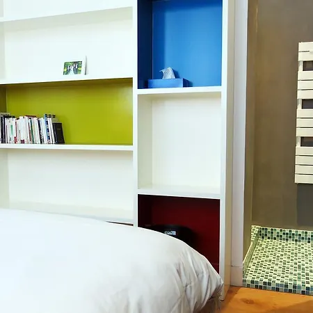 Loft Vinaigriers Republique Apartment