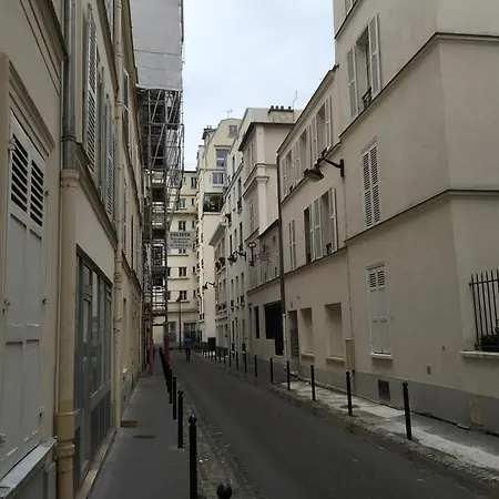 Daire Lovely 1br - Tour Eiffel - Champs De Mars Paris