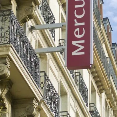 Mercure Montparnasse Raspail Hotel