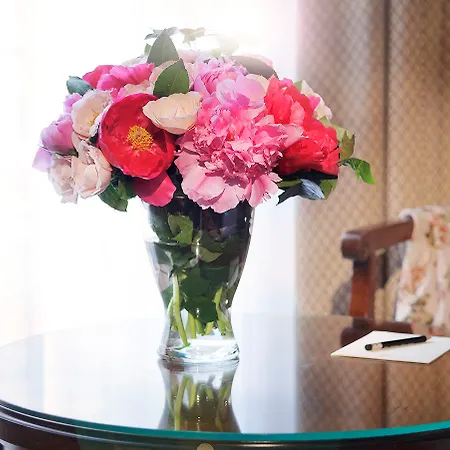Hotel La Demeure Montaigne