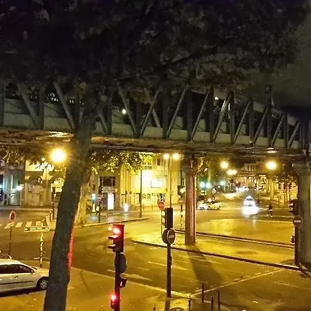 Szálloda De La Comete Párizs