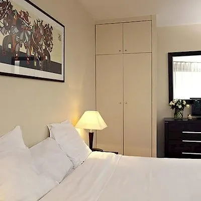 Adagio Access Tour Eiffel St Charles 3*