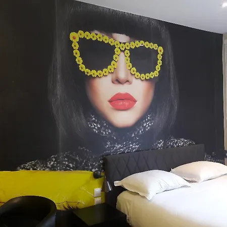Le Glam's Szálloda 3*