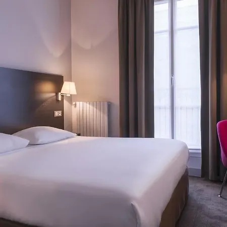 Hotel Des Ecrivains 3*