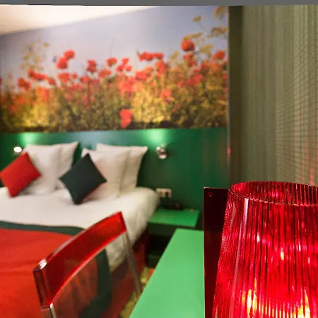 Jardins De Montmartre Hotel