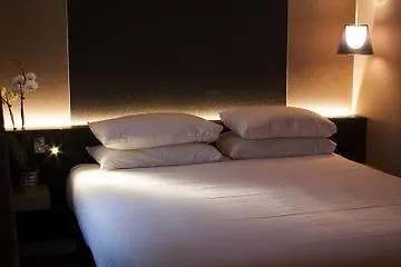 ベスト ウェスタン プラス カルチェ ラタン パンテオン ホテル