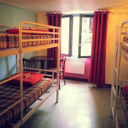 Young And Happy Latin Quarter By Hiphophostels Hostel Paris