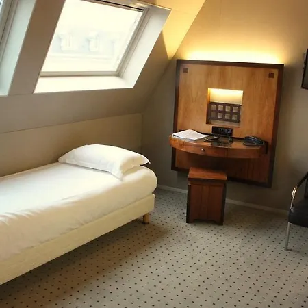 Chateaudun Opera Hotel 3*
