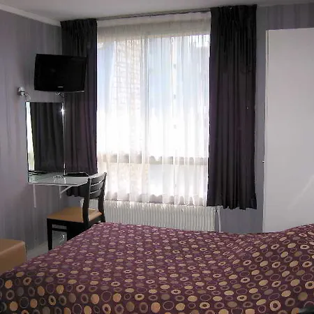 Otel Ibis Styles Buttes Chaumont