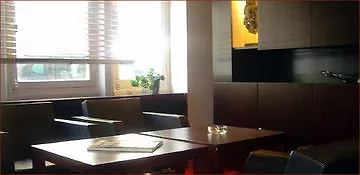 Bonsoir Madame باريس