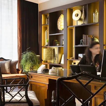 Hotel Monge 4*