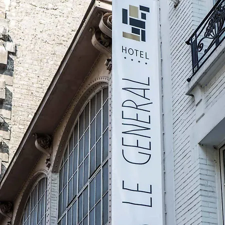 Le General 4* Paříž