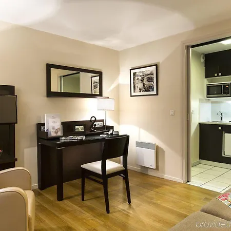 Citadines Republique 3*