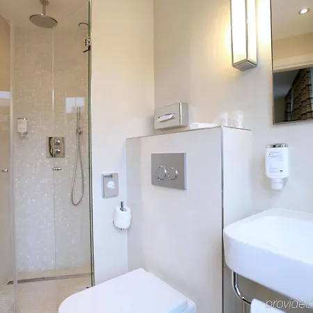 Hotel Waldorf Montparnasse 3*