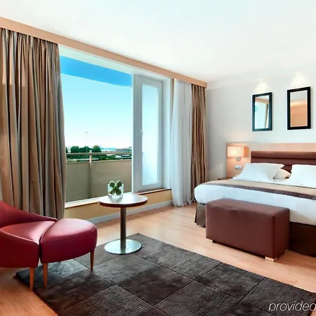 Hilton Orly Airport Hotel
