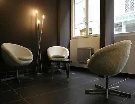 Arc De Triomphe Hotel Paris