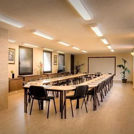 Hotel Le Pera