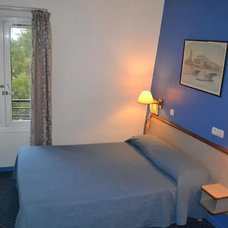 William's Opera Hotel 3*