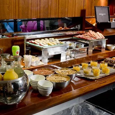 Golden Tulip Opera De Noailles 4* Paris