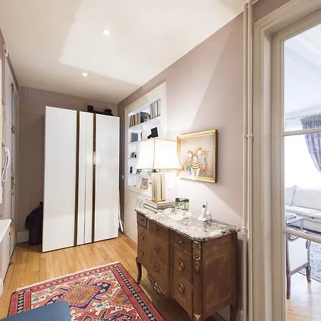 Apartment Veeve - Vintage Elegance In The 16th
