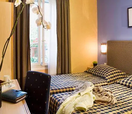Ibis Styles Eiffel Cambronne Hotel Paryż
