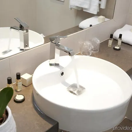 De Neuve By Happyculture Hotel