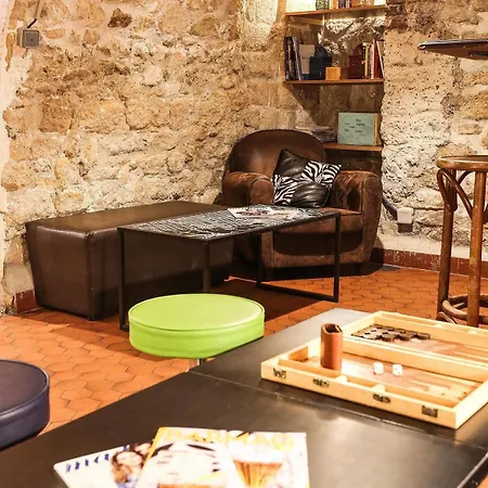 Young And Happy Latin Quarter By Hiphophostels Hostel Paris
