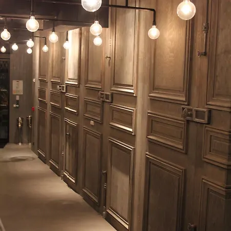La Maison Champs Elysees 5* Paris