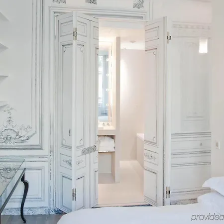 La Maison Champs Elysees Hotel
