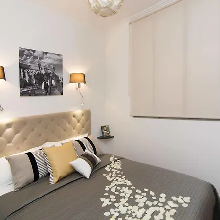 My Nest - Quartier Latin 2* Paris