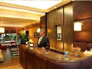 Elysees Hotell 3*