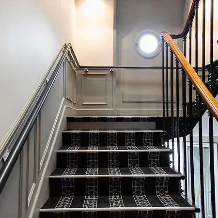 Hotel Lenox Montparnasse 3*