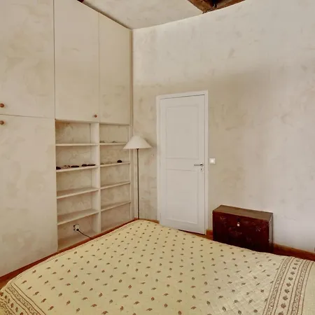 Marais-rue Des Rosiers Id 24 Apartament Paryż